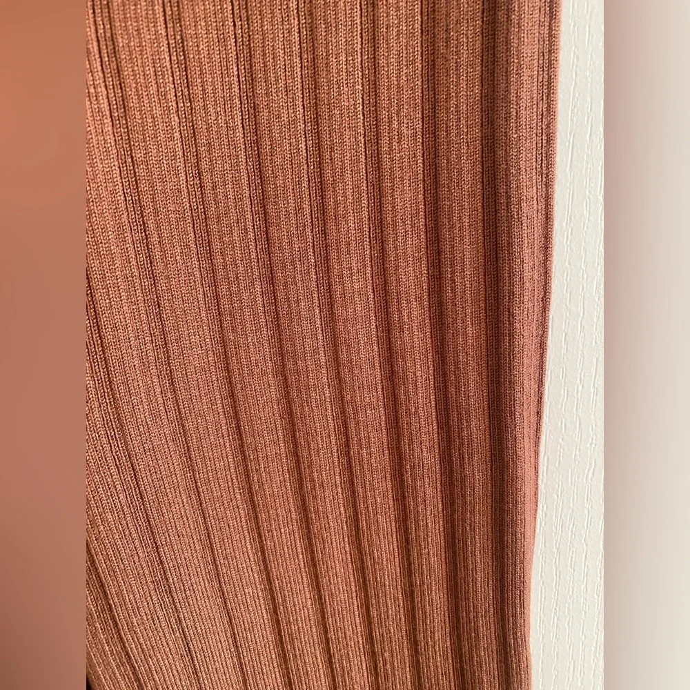 Wide Leg Ribbed Flare Pants - Picture 4 of 7